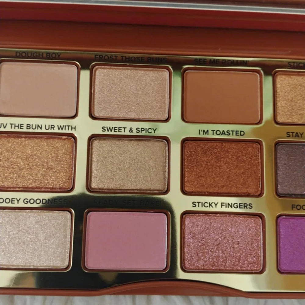 💖FIRM! NWT TOO FACED CINNAMON SWIRL EYESHADOW PALETTE LIMITED EDITION